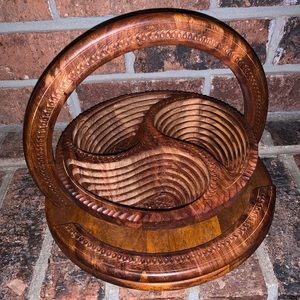 SOLD Vintage Collapsible Wooden Fruit Bowl
